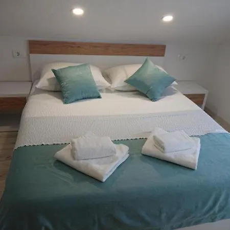 Pavkovic Pensionat 2*