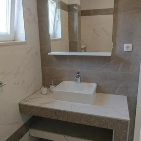 Pavkovic Pensionat 2*